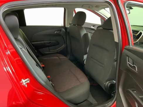 Used 2018 Chevrolet Sonic LT w/ Convenience Package FWD image 28