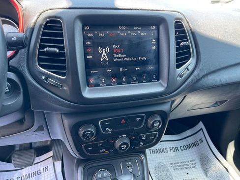 Used 2018 Jeep Compass Trailhawk w/ Leather Interior Group AWD/4WD image 21