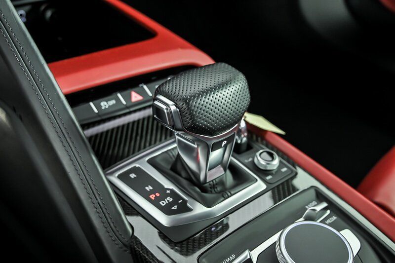 Used 2020 Audi R8 V10 performance AWD/4WD image 32