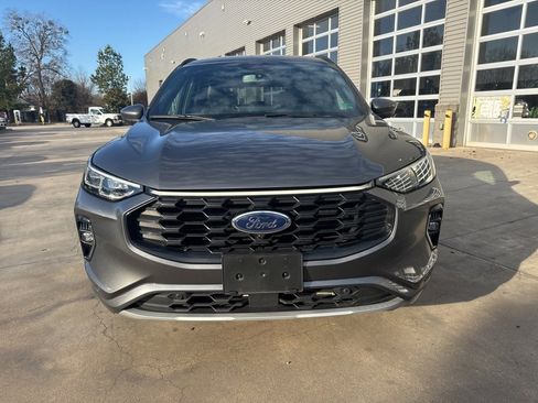 Used 2023 Ford Escape ST-Line Elite image 2