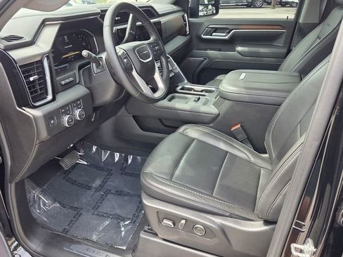 Used 2026 GMC Sierra 2500 Denali w/ Denali Reserve Package AWD/4WD image 8