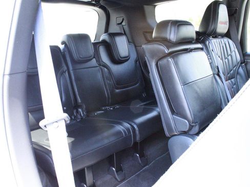 Used 2025 Nissan Armada PRO-4X AWD/4WD image 24
