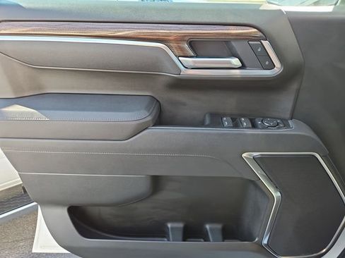 New 2026 Chevrolet Silverado 1500 LT w/ Z71 Off-Road Package image 16