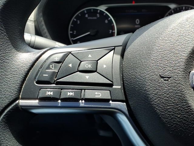 Used 2024 Nissan Sentra SV FWD image 19