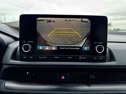 Used 2024 Honda CR-V EX image 17