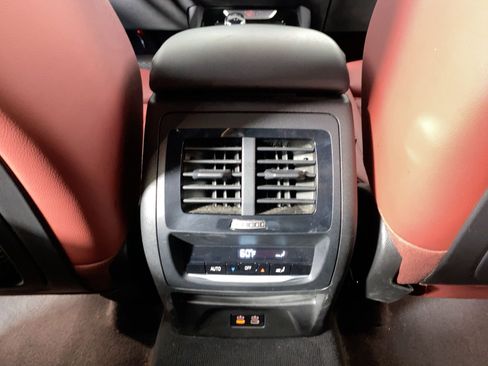 Certified 2024 BMW X3 sDrive30i w/ Convenience Package image 29