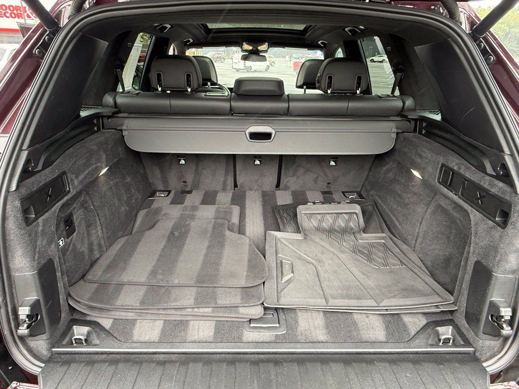 Certified 2024 BMW X5 M60i AWD/4WD image 19