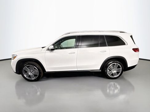 Used 2025 Mercedes-Benz GLS 450 4MATIC image 6