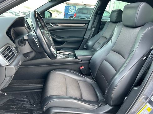 Used 2018 Honda Accord Sport image 22