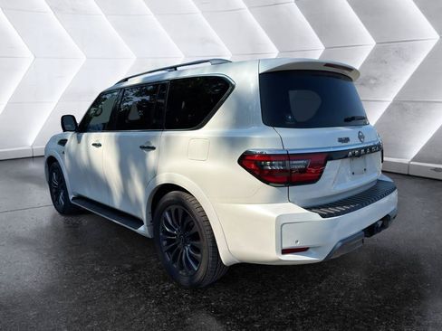 Used 2022 Nissan Armada Platinum RWD image 5