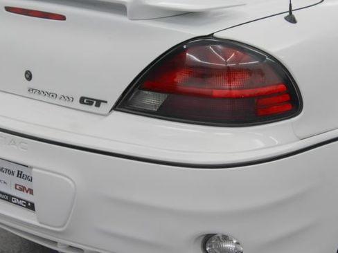 Used 2001 Pontiac Grand Am GT w/ Solid Value Appearance Pkg FWD image 12