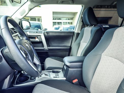 Used 2019 Toyota 4Runner SR5 image 12