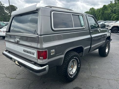 Used 1988 Chevrolet Blazer 4WD image 6