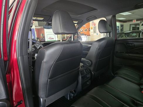 Used 2022 Honda Passport TrailSport image 12