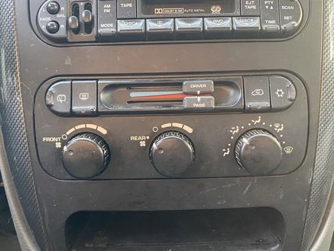 Used 2006 Dodge Grand Caravan SXT image 18