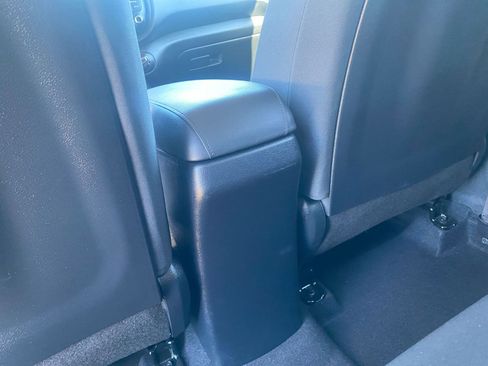 Used 2025 Kia Soul LX w/ LX Technology Package image 23