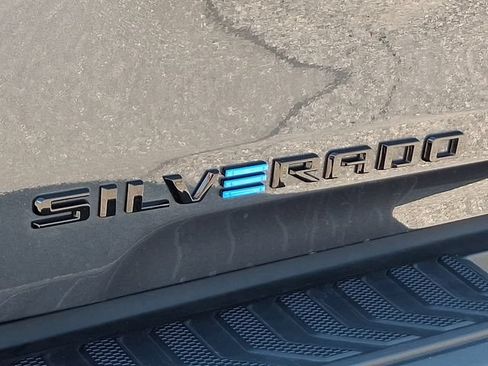 Used 2026 Chevrolet Silverado EV Trail Boss AWD/4WD image 30
