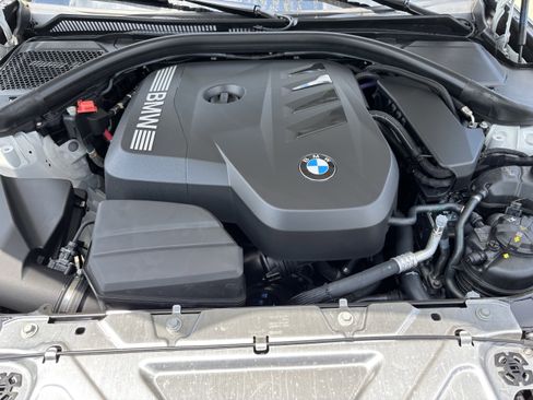 Used 2025 BMW 330i Sedan w/ Premium Package image 36