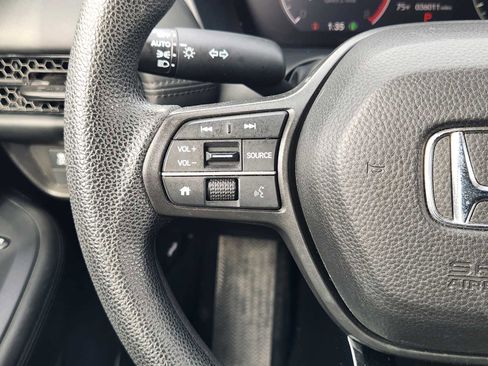 Certified 2023 Honda HR-V LX image 27