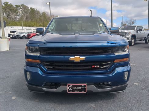Used 2018 Chevrolet Silverado 1500 LT w/ All Star Edition image 2