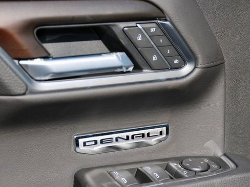 New 2026 GMC Sierra 1500 Denali image 10