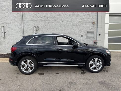Used 2024 Audi Q3 2.0T Premium Plus AWD/4WD image 2
