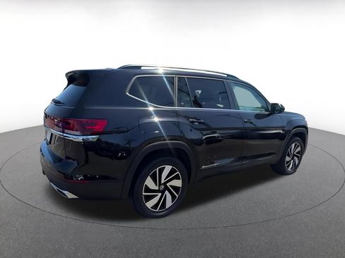 Used 2026 Volkswagen Atlas SE FWD image 15