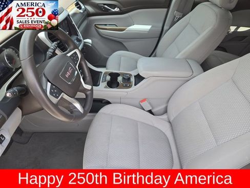 Used 2021 GMC Acadia SLE w/ Driver Convenience Package FWD image 14