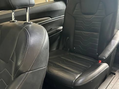 Used 2022 Kia Telluride SX w/ SX Prestige Package AWD/4WD image 5