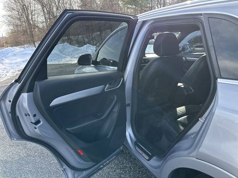 Used 2018 Audi Q3 2.0T Premium Plus w/ Premium Plus Package AWD/4WD image 13