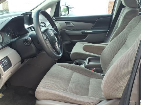 Used 2013 Honda Odyssey EX image 8