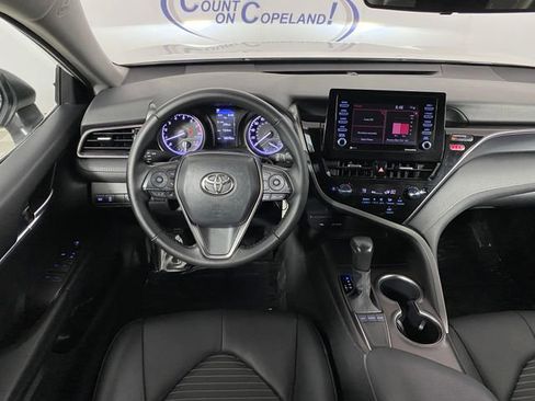 Used 2024 Toyota Camry SE FWD image 17