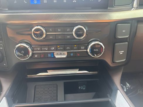 Used 2023 Ford F350 King Ranch AWD/4WD image 16