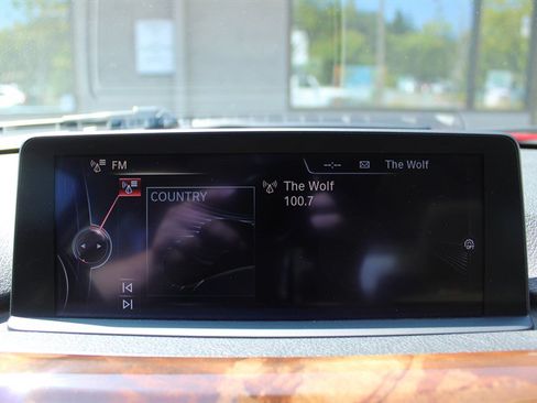 Used 2014 BMW 335i xDrive Sedan AWD/4WD image 9