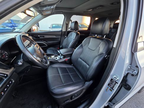 Used 2022 Kia Telluride EX w/ EX Premium Package image 12