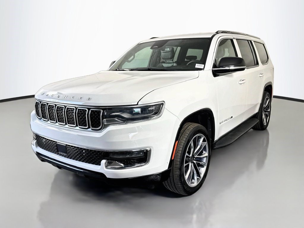 Used 2024 Jeep Wagoneer Series III AWD/4WD image 4