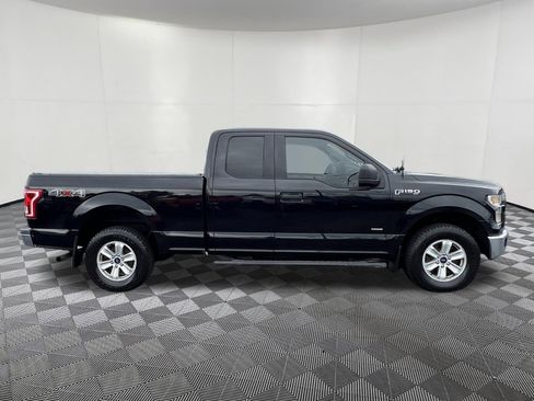 Used 2016 Ford F150 XLT AWD/4WD image 7