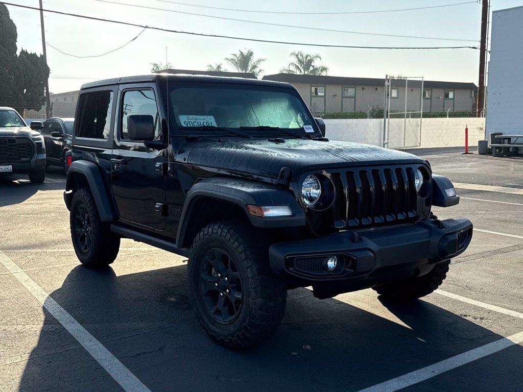 Used 2022 Jeep Wrangler Sport AWD/4WD image 2