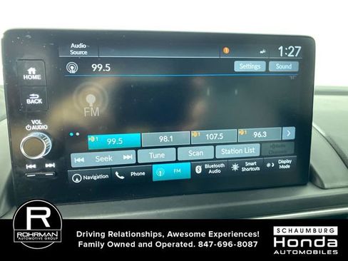 Used 2025 Honda Pilot Touring image 6