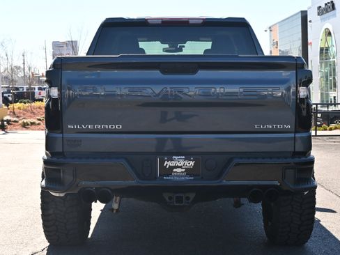 Used 2021 Chevrolet Silverado 1500 Custom Trail Boss w/ Safety Confidence Package image 12