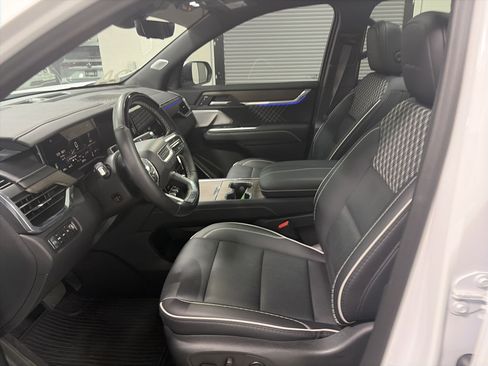 Used 2024 GMC Acadia Denali w/ Super Cruise Package AWD/4WD image 14
