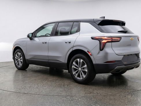 Used 2025 Chevrolet Equinox LT FWD image 6