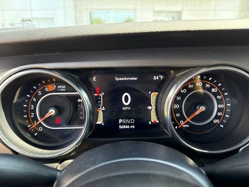 Used 2022 Jeep Wrangler Sport AWD/4WD image 7