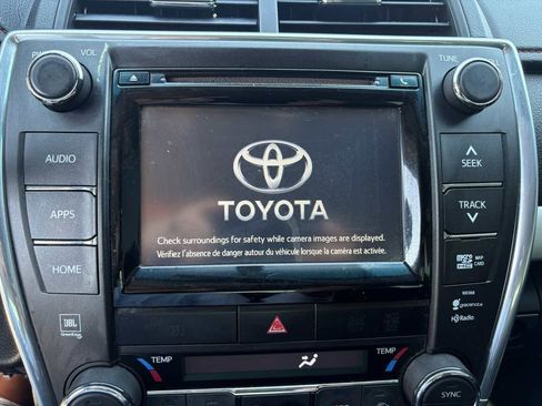 Used 2015 Toyota Camry XSE FWD image 29