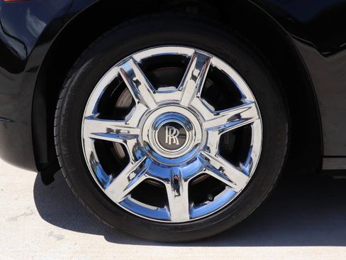 Used 2010 Rolls-Royce Ghost image 9