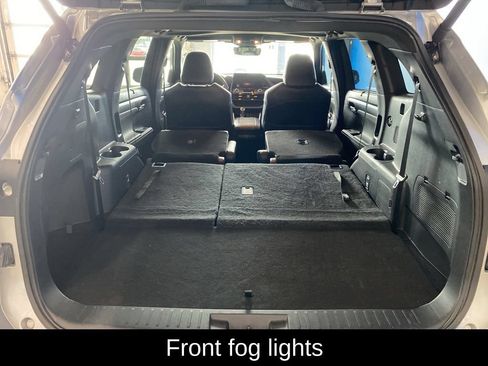 Used 2025 Toyota Highlander XSE AWD/4WD image 19