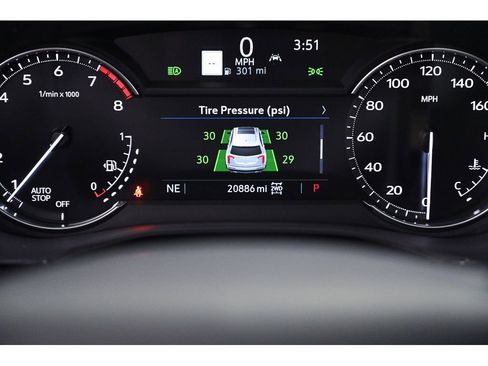 Used 2025 Cadillac XT6 Premium Luxury image 43