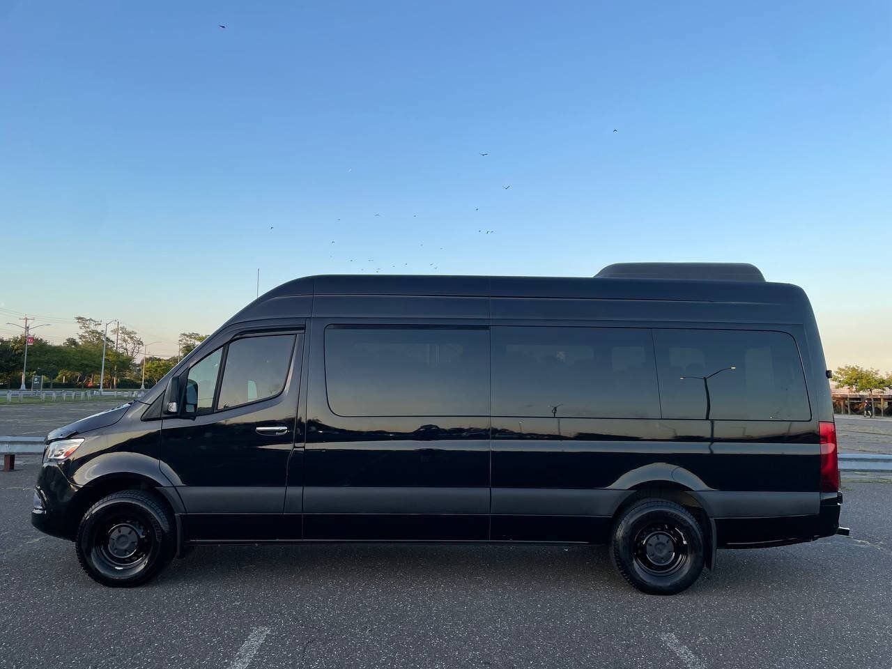 Used 2020 Mercedes-Benz Sprinter 2500 image 11