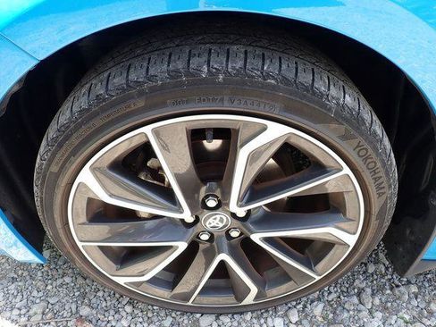 Certified 2020 Toyota Corolla XSE FWD image 9