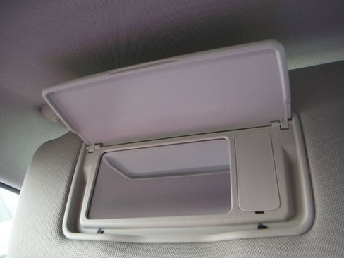 Used 2024 Honda HR-V LX image 17